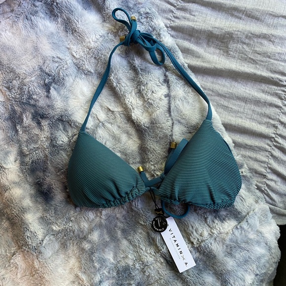 Vitamin A Gia Reversible Triangle Top - Picture 2 of 3